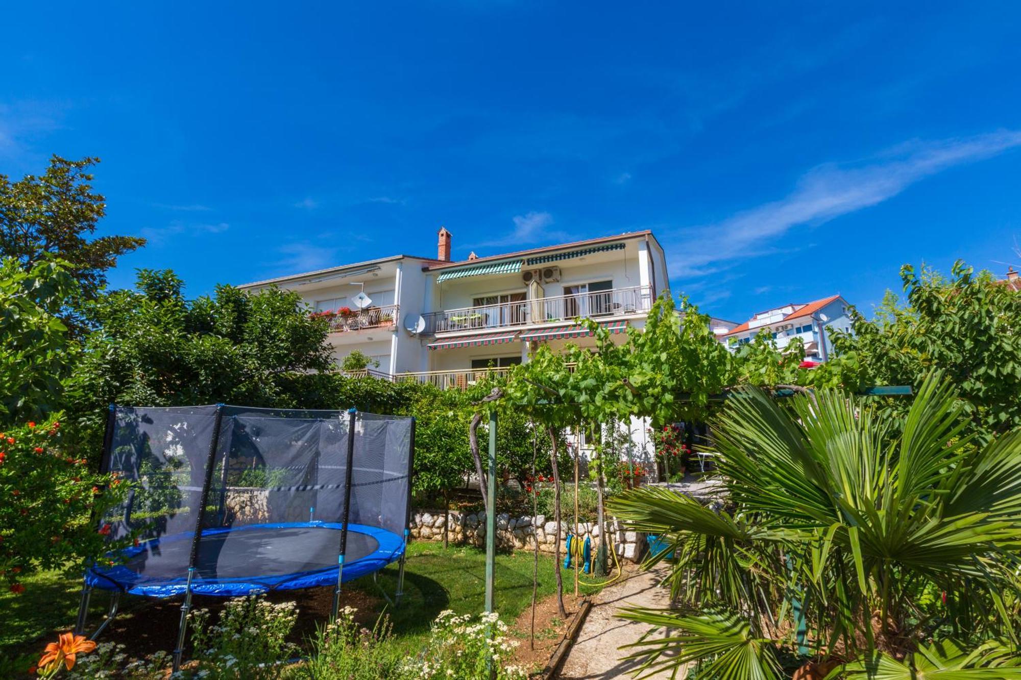 Nella. Lägenhet Crikvenica Exteriör bild